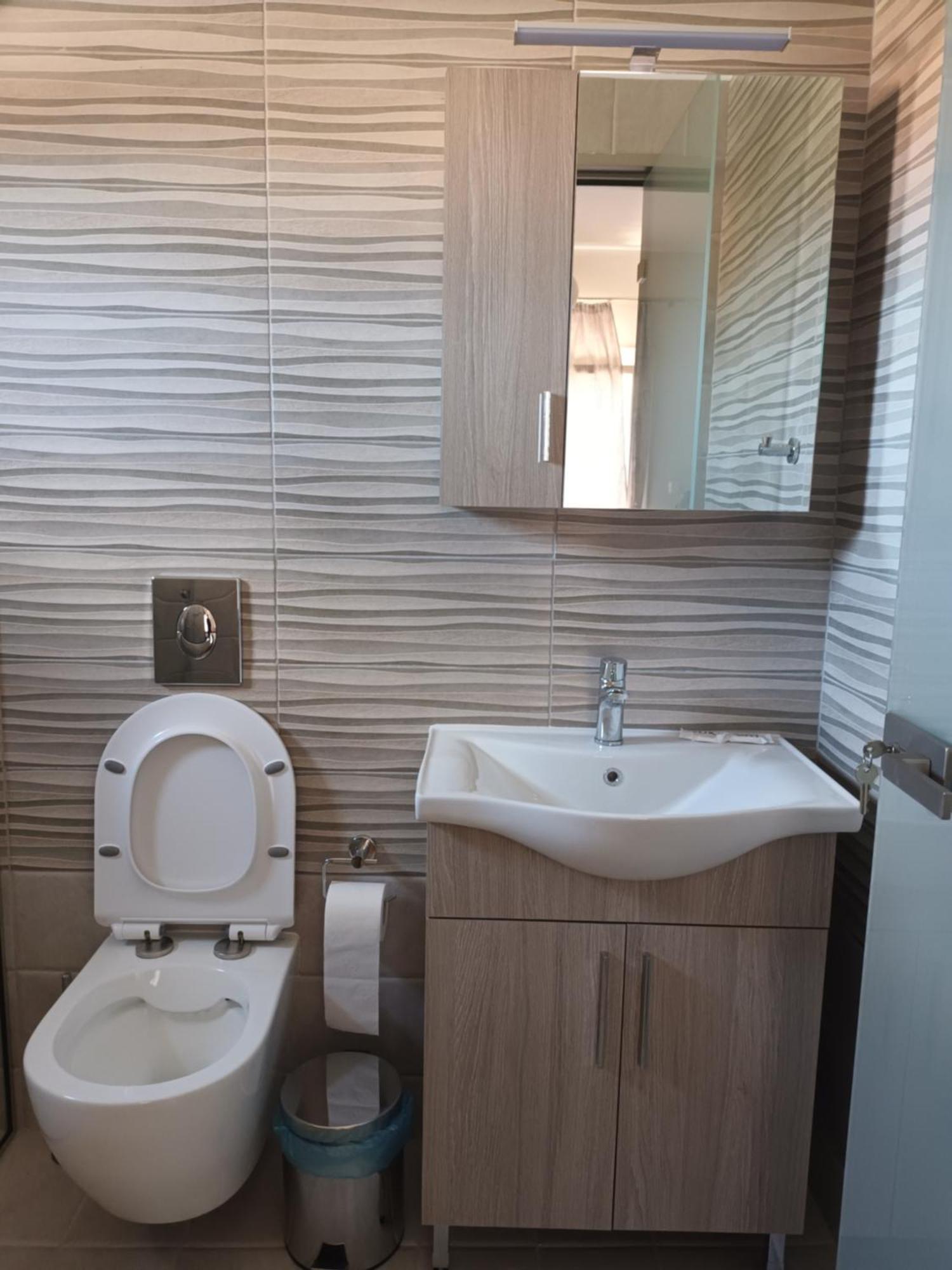 Krystal Hotel Krystallopigí Buitenkant foto